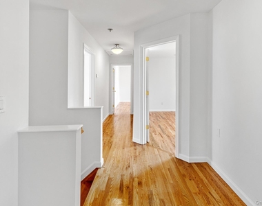 1871 Edwards Avenue - Photo Thumbnail 15