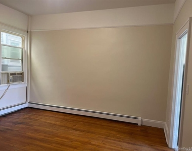 68 Jerusalem Avenue - Photo Thumbnail 9