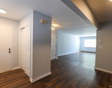 5 Simmons Street - Photo Thumbnail 3
