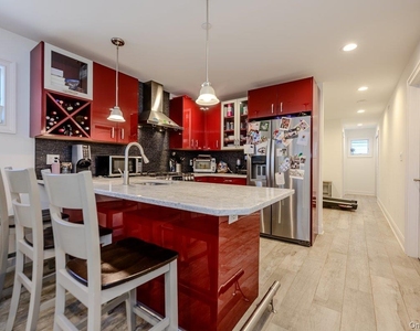 90 Wyoming Avenue - Photo Thumbnail 5