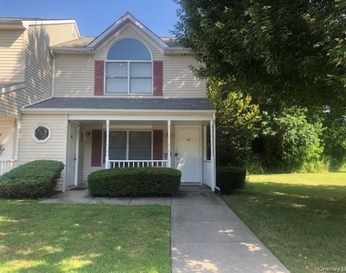 124 Sylvan Avenue - Photo Thumbnail 3