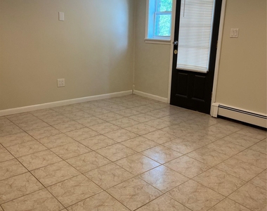 315 Gainsborg Avenue E - Photo Thumbnail 14