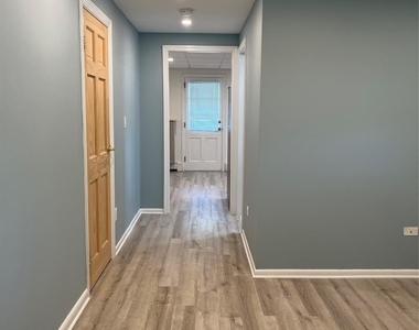 315 Gainsborg Avenue E - Photo Thumbnail 12