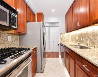 320 East Shore Road - Photo Thumbnail 11