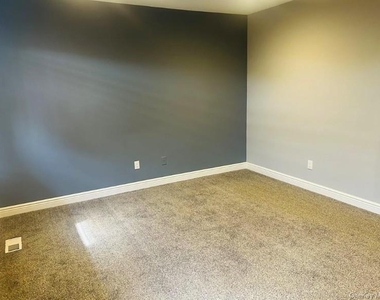 113 Alicia Drive - Photo Thumbnail 14
