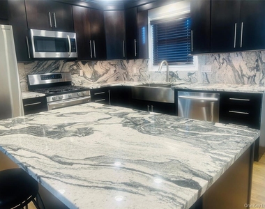 113 Alicia Drive - Photo Thumbnail 4