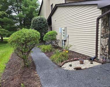 256 Heritage Lane - Photo Thumbnail 5