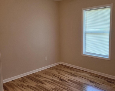 1200 Hillside Avenue - Photo Thumbnail 12