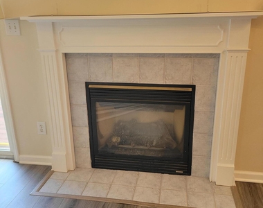 1200 Hillside Avenue - Photo Thumbnail 3