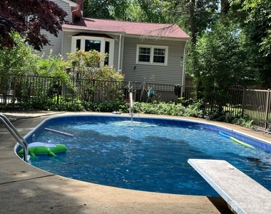 10 Woodruff Road - Photo Thumbnail 17