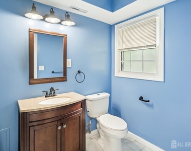 10 Woodruff Road - Photo Thumbnail 15