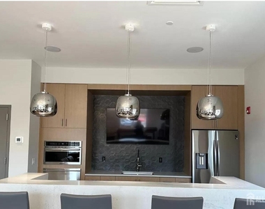 82 Depot Way - Photo Thumbnail 23