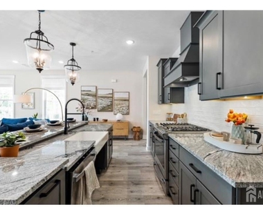 82 Depot Way - Photo Thumbnail 1