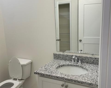 82 Depot Way - Photo Thumbnail 10