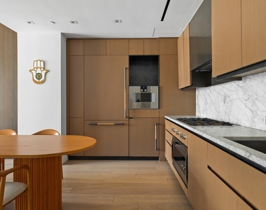 555 W 22nd Street - Photo Thumbnail 1