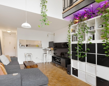 153 E 32nd Street - Photo Thumbnail 4