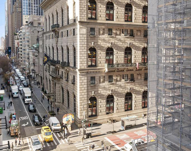 685 Fifth Avenue - Photo Thumbnail 4