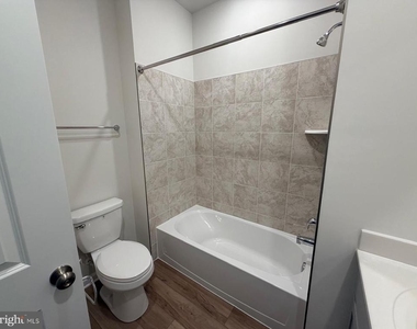 19 Forest Grove Avenue - Photo Thumbnail 26