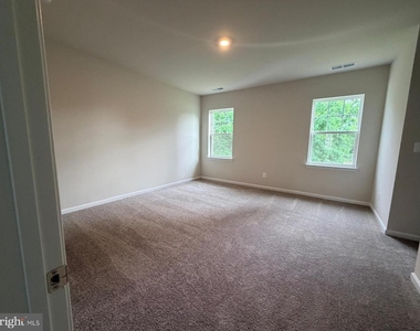 19 Forest Grove Avenue - Photo Thumbnail 29