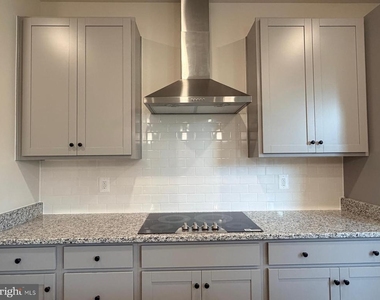 19 Forest Grove Avenue - Photo Thumbnail 1