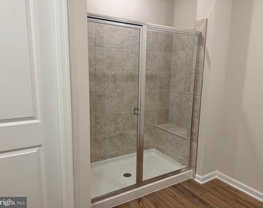 19 Forest Grove Avenue - Photo Thumbnail 12
