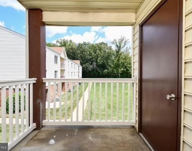102 Chesterfield Lane - Photo Thumbnail 27