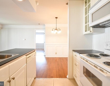 102 Chesterfield Lane - Photo Thumbnail 22