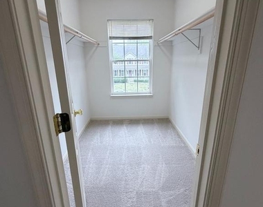5 Prestonwood Court - Photo Thumbnail 22