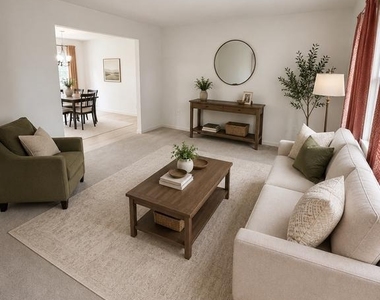 5 Prestonwood Court - Photo Thumbnail 4