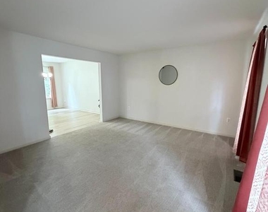 5 Prestonwood Court - Photo Thumbnail 5