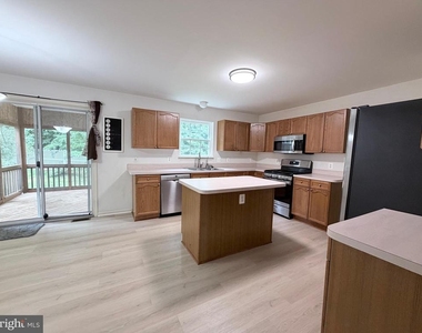 5 Prestonwood Court - Photo Thumbnail 10