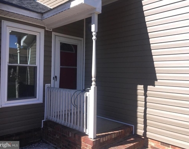 11804 Kennedy Lane - Photo Thumbnail 4
