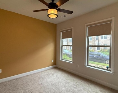 1949 Greenbriar Hall Road - Photo Thumbnail 20