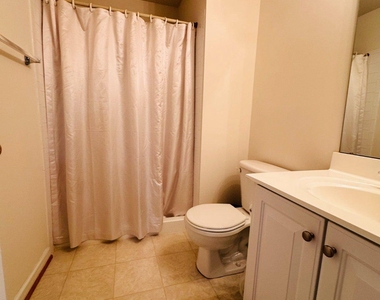 17754 Avenel Lane - Photo Thumbnail 15