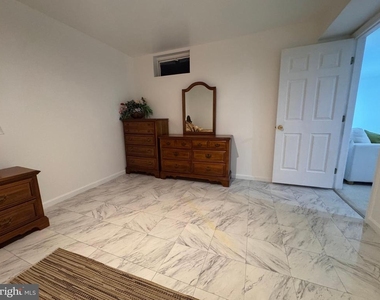 17754 Avenel Lane - Photo Thumbnail 12