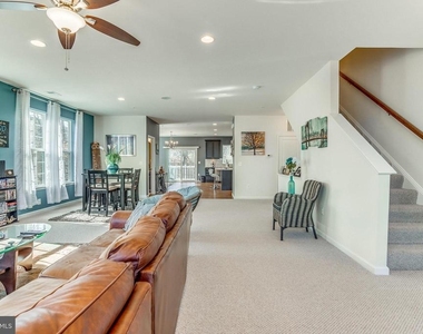 14755 Malloy Court - Photo Thumbnail 4
