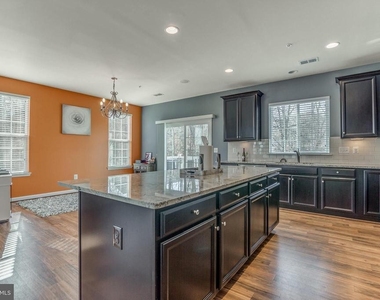 14755 Malloy Court - Photo Thumbnail 12