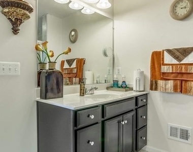 14755 Malloy Court - Photo Thumbnail 19