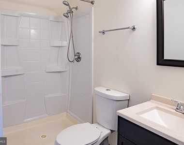 2913 Seminole Road - Photo Thumbnail 17
