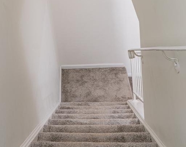 2913 Seminole Road - Photo Thumbnail 21
