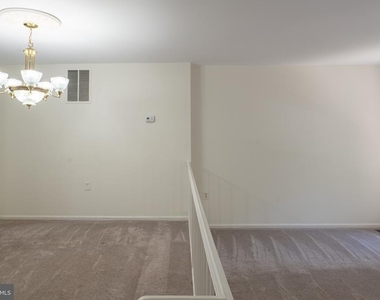 2913 Seminole Road - Photo Thumbnail 6