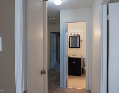 2913 Seminole Road - Photo Thumbnail 18