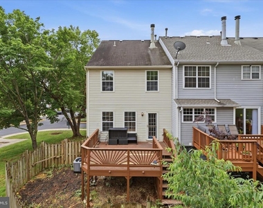 8624 Sanderling Drive - Photo Thumbnail 19