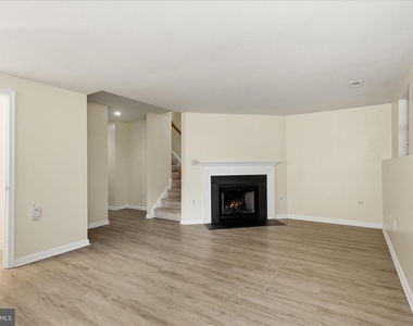 8624 Sanderling Drive - Photo Thumbnail 14