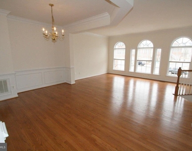46164 Aisquith Terrace - Photo Thumbnail 1