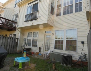 46164 Aisquith Terrace - Photo Thumbnail 16