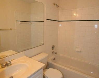 46164 Aisquith Terrace - Photo Thumbnail 14