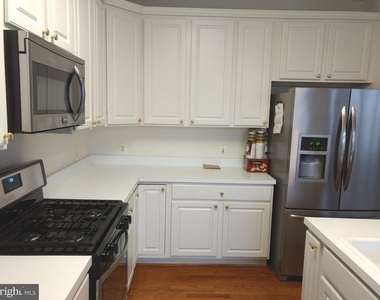 46164 Aisquith Terrace - Photo Thumbnail 6