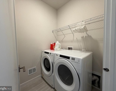 4653 Charger Place - Photo Thumbnail 28