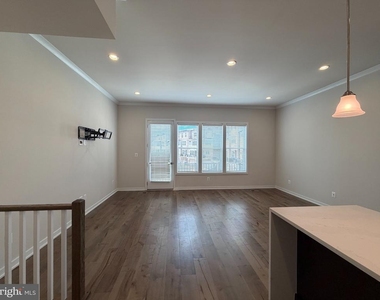 4653 Charger Place - Photo Thumbnail 7
